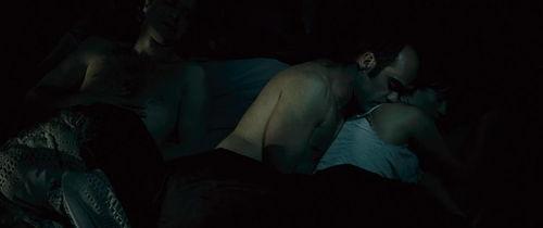 熟睡电影在线观看,一梦穿越，揭秘梦境奥秘